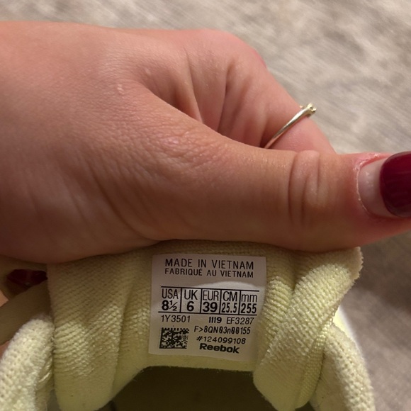 Reebok Kids Sneakers - Light Yellow - Picture 4 of 4